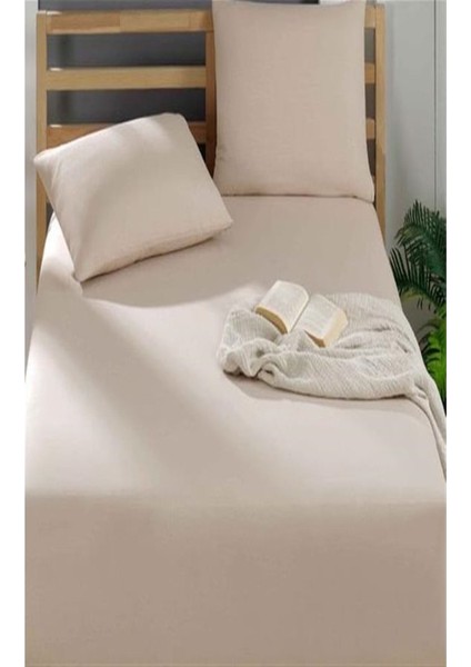 More Home Çift Kişilik Lastikli Çarşaf Seti + 2 Yastık Kılıfı 180 x 200 Bej