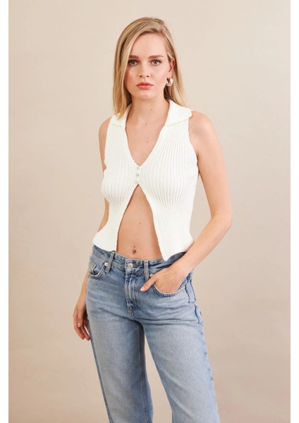 Kadın Ekru Polo Yaka Yumoş Yelek ZH050