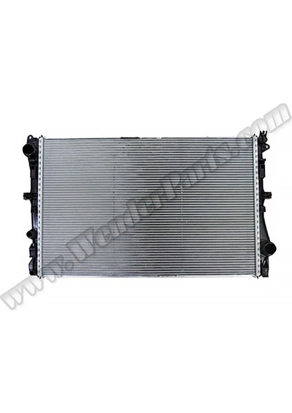 Parts MA0995007303 Wender MA0995007303 Motor Su Radyatörü W205 14 C205 16 A205 16 S205 14 W213 16 C238 17 A238 17 S213 16 A0995007303