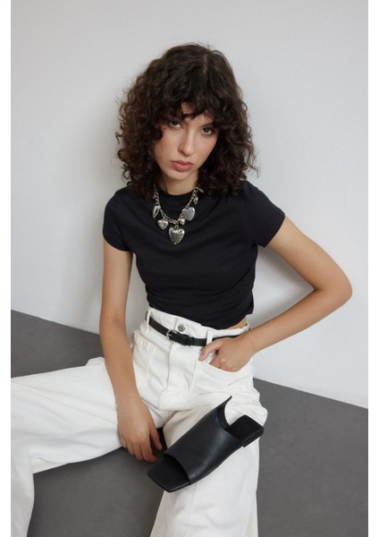 Siyah Gerçek Deri Kadın Terlik