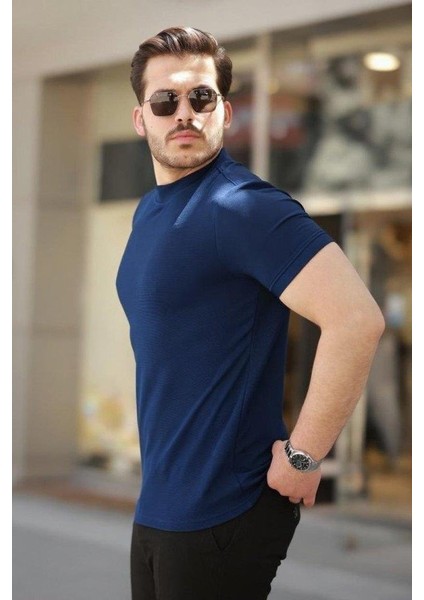 Erkek Ince Çizgi Dokulu Kısa Kollu Tişört fiyatları