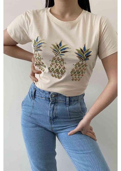 Shiny Pineapple Bisiklet Yaka Tişört