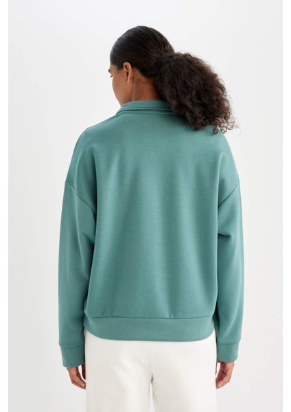 Fit Oversize Geniş Kalıp Fermuarlı Dik Yaka Baskılı Sporcu Sweatshirt B4572AX24SP