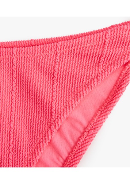 Dokulu Bikini Altı modelleri