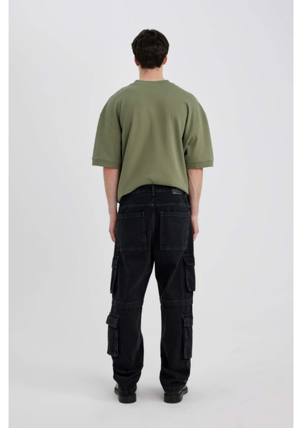Baggy Geniş Kalıp Normal Bel Geniş Paça Kargo Cepli Jean Pantolon
