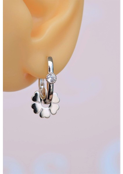 Gümüş Renkli Taşlı Göçmen Küpesi Çiçekli Oval Halka Küpe