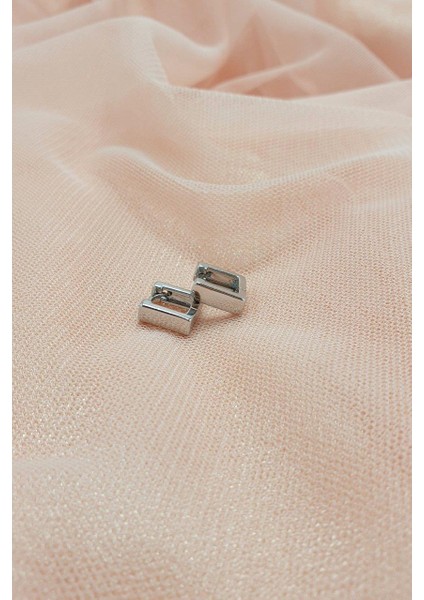Gümüş Renk Mini Kare Halka Küpe modelleri