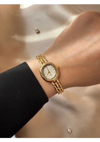 Retro Minimal Boncuk Kordon Vintage Kadın Kol Saati
