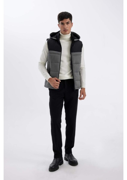 Slim Fit Cepli Yelek Dar Kesim Renk Bloklu Kapüşonlu Fermuarlı C5025AX24WN