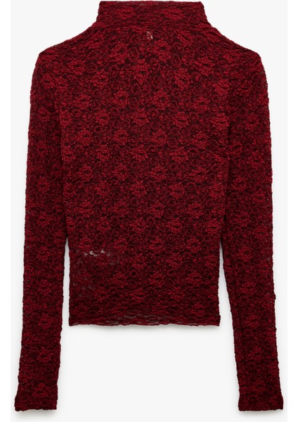 Slim Fit Uzun Kollu Dik Yaka Floral Dokulu Dantelli Bluz fiyatları