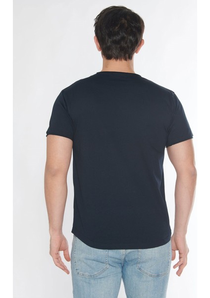 Erkek Geniş Yaka %100 Pamuk Salaş T-Shirt fırsatları