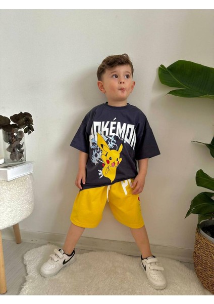 Pokemon Pikachu Erkek Çocuk Alt Üst Şortlu Takım modelleri