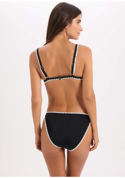 Regular Fit Nakışlı Bikini Altı-Fall in Love C3203AX24HS