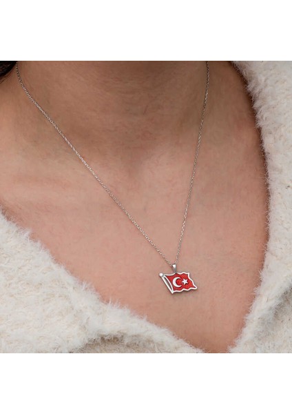 Gümüş Türk Bayrağı Kadın Kolye