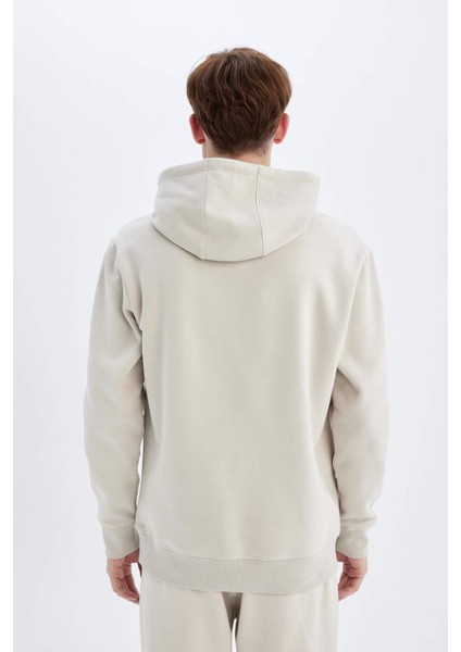 Regular Fit Kapüşonlu Kanguru Cepli İçi Yumuşak Tüylü Basic Düz Sweatshirt X8283AZ24AU