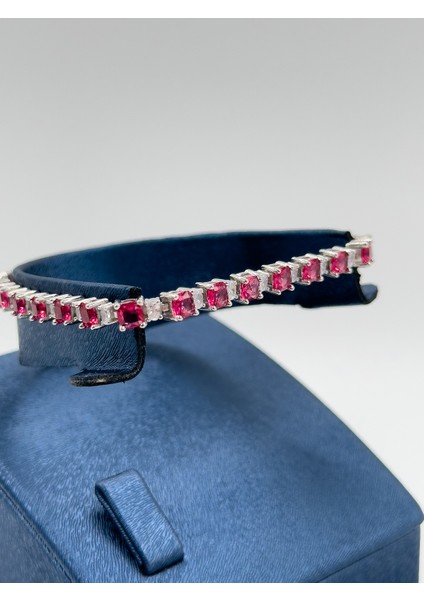 Yakut Taşlı Su Yolu Kadın Gümüş Bileklik