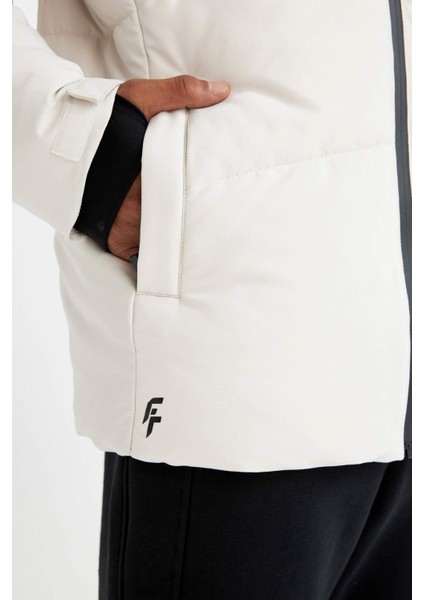 Fit Su Geçirmez Rüzgar Geçirmez Slim Fit Dar Kesim Kapüşonlu Fermuarlı Cepli Kışlık Mont A3519AX24WN