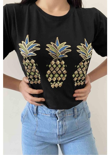 Shiny Pineapple Bisiklet Yaka Tişört fiyatları