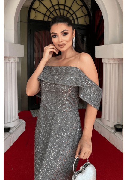 Boncuklu Tül Kumaş Straplez Kalem Elbise - Gri fırsatları