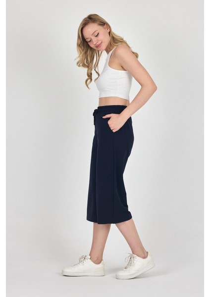 Yüksek Bel Cepli Rahat Kesim Mevsimlik Kadın Diz Altı 2'li Bermuda Siyah-Antrasit Kapri Şort fırsatları