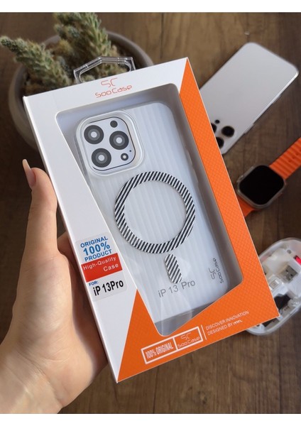 iPhone 13 Pro Uyumlu Manyetik Şeffaf Kılıf SOOCASE645