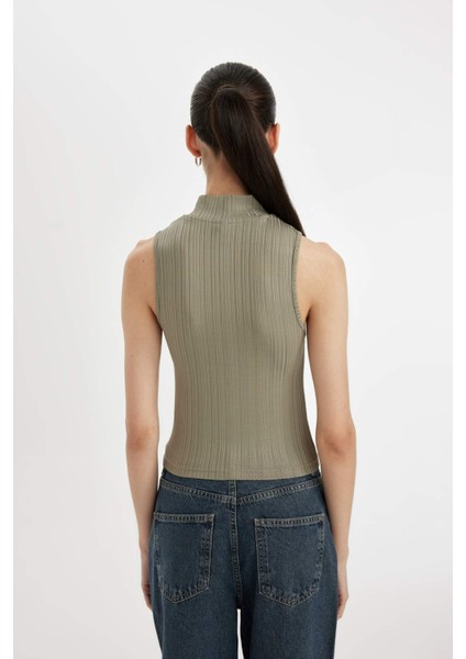 Slim Fit Dar Kesim Yarım Balıkçı Yaka Fitilli Kaşkorse Smart Atlet C7703AX24AU