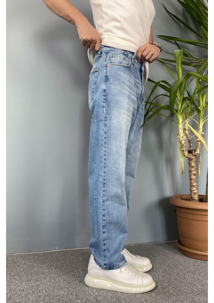 Taşlanmış Kot Pantolon Regular Kalıp