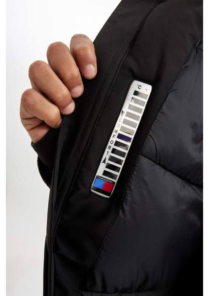 Fit Termometreli Mont Parka Su İtici Rüzgar Geçirmez Slim Fit Dar Kesim Kapüşonlu Fermuarlı C6056AX24WN