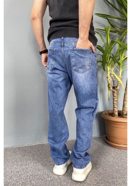 Taşlanmış Kot Pantolon Regular Kalıp
