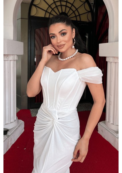 Simli Tül Kumaş Büzgü Detaylı Abiye Elbise - Beyaz fırsatları