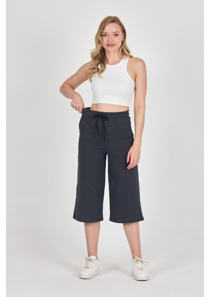 Yüksek Bel Cepli Rahat Kesim Mevsimlik Kadın Diz Altı 4'lü Bermuda Siyah-Lacivert-Gri-Antrasit Kapri Şort fırsatları