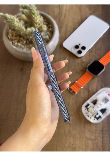iPhone 15 Pro Uyumlu Manyetik Şeffaf Kılıf SOOCASE645