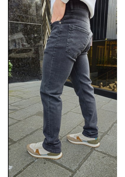 Erkek Füme Regular Fit Esnek Boru Paça Kot Pantolon fiyatları