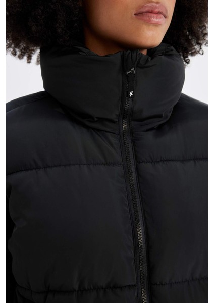 Fit Su İtici Şişme Mont Dik Yaka Fermuarlı Cepli Z1438AZ24WN