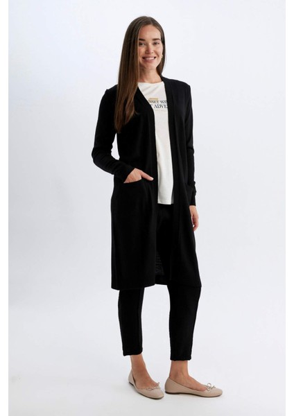 Regular Fit V Yaka Basic Düz Cepli Uzun Siyah Triko Hırka G5685AZ24AU