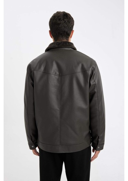 Regular Fit Gömlek Yaka Çıtçıtlı Suni Deri Mont C4860AX24WN