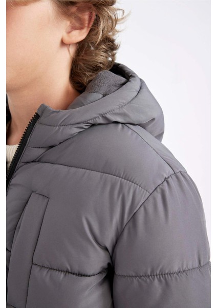 Erkek Çocuk Su Geçirmez Kapüşonlu Fermuarlı Cepli Polar Astarlı Parka C8801A824CW