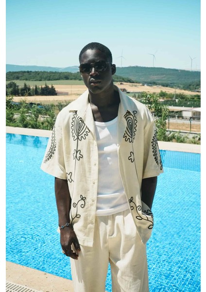 Erkek Keten Karışımlı Desenli Kısa Kollu Oversize Gömlek Bej fiyatları