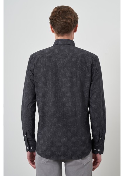 Erkek Siyah Slim Fit Düğmeli Yaka Gömlek