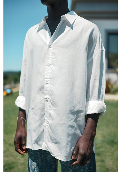 Erkek Soft Dokulu Basic Oversize Gömlek Beyaz fiyatları