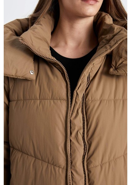 Su İtici Kapüşonlu Şişme Mont Parka Fermuar Çıtçıtlı Cepli C9372AX24WN