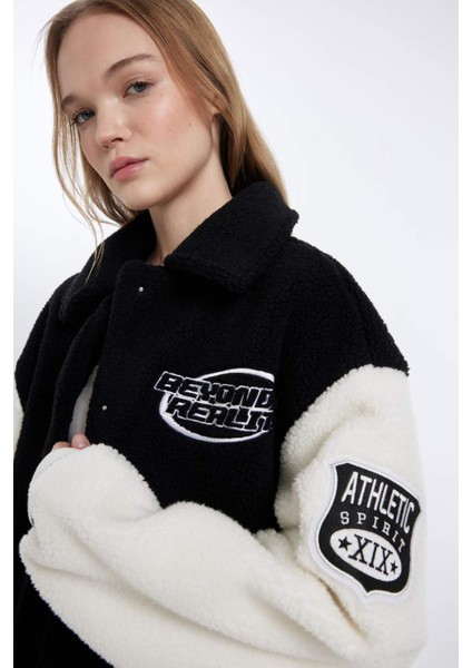 Coool Oversize Geniş Kalıp Pelüş Bomber Mont Ceket Polo Yaka Nakışlı Çıtçıtlı Cepli C8001AX24WN