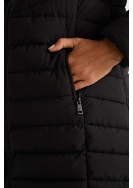 Fit Su Geçirmez Çıkarılabilir Kapüşonlu Fermuar Kapamalı Cepli Uzun Şişme Mont C6035AX24WN