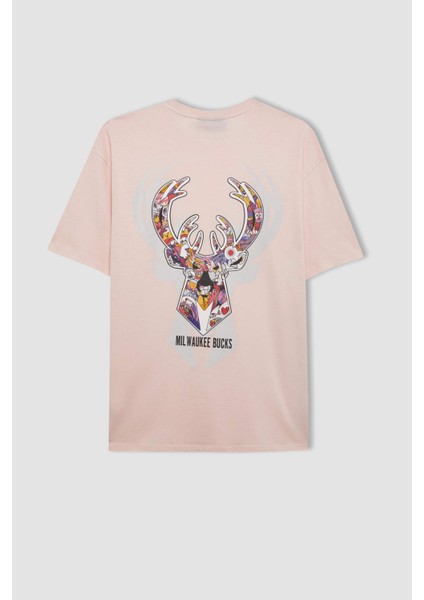 Fit NBA Milwaukee Bucks Boxy Fit Bisiklet Yaka Kısa Kollu Tişört B9889AX24SM