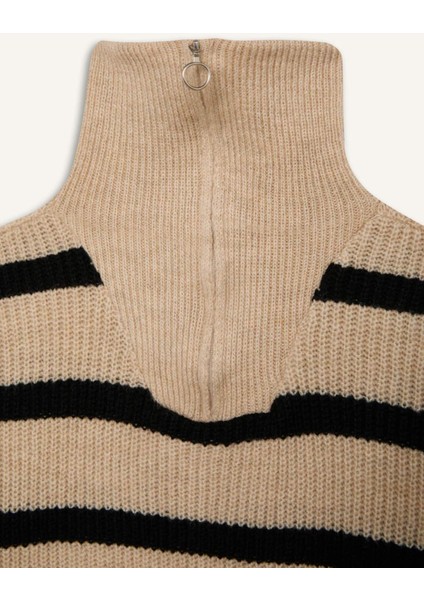 Kız Çocuk Standart Fit Dik Yaka Fermuarlı Çizgili Triko Kazak C9664A824WN