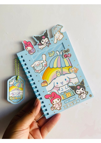 Kuromi Cinnamoroll Sticker Etiket Çıkartma 16 Sayfa (300 Adet) Su Geçirmez+Opak 8 Sayfa Not Defteri