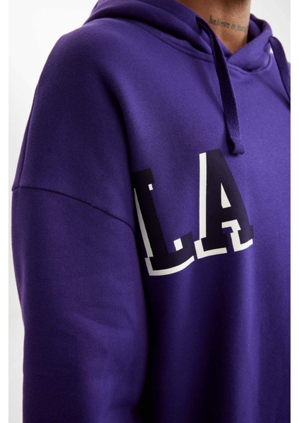 DeFactoFit NBA Los Angeles Lakers Oversize Geniş Kalıp Kapüşonlu Sırt Baskılı Sweatshirt D0671AX24AU