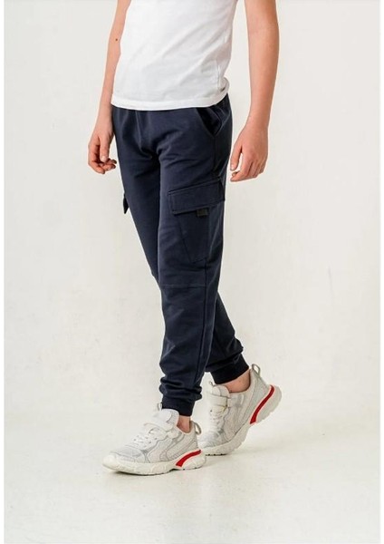 Lacivert Çift Kargo Cepli Erkek Çocuk Eşofman Altı 6456L fırsatları