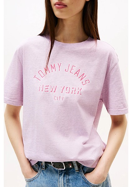 Kadın Varsity Logolu Relaxed Fit T-Shirt - Pembe fırsatları