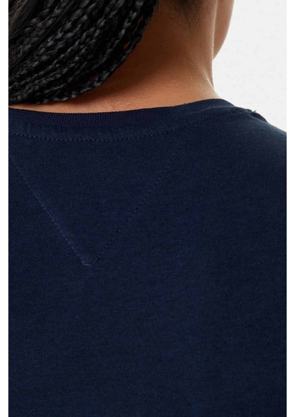 Kadın Slim Fit Logolu T-Shirt - Lacivert indirimleri